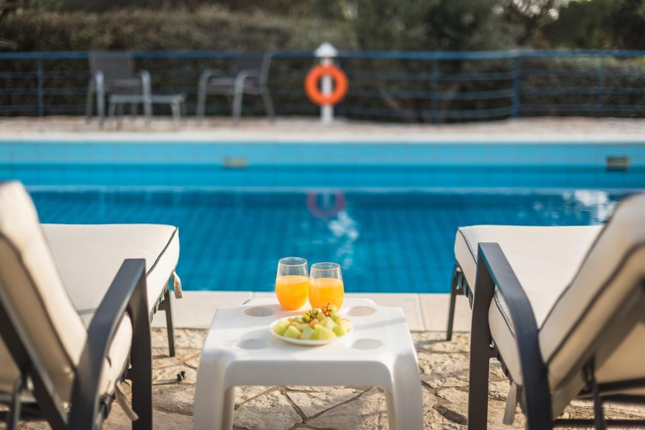 Summer Villa Pasiphae Private Pool - Bbq -Beach 2Min Sounion Bagian luar foto