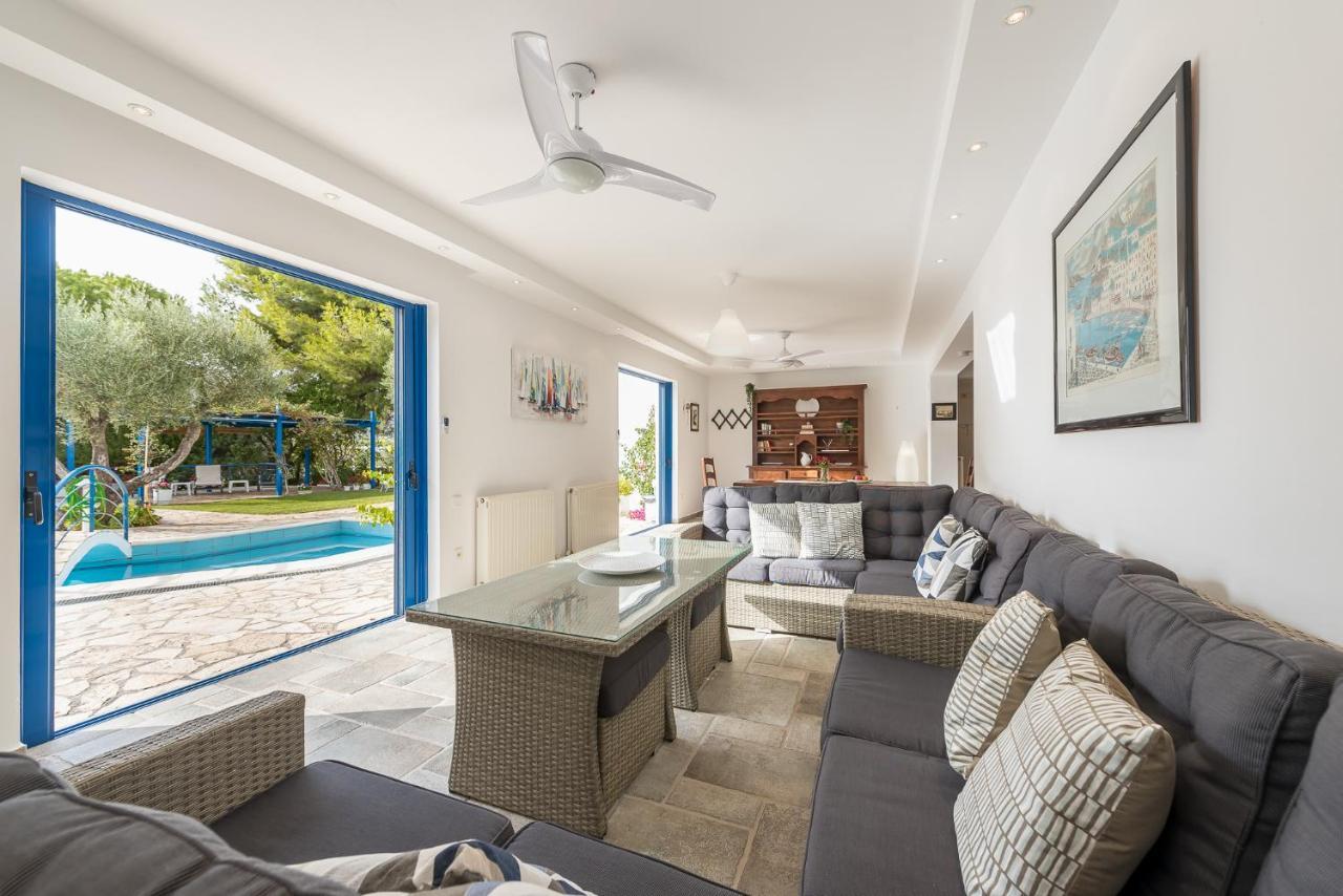 Summer Villa Pasiphae Private Pool - Bbq -Beach 2Min Sounion Bagian luar foto